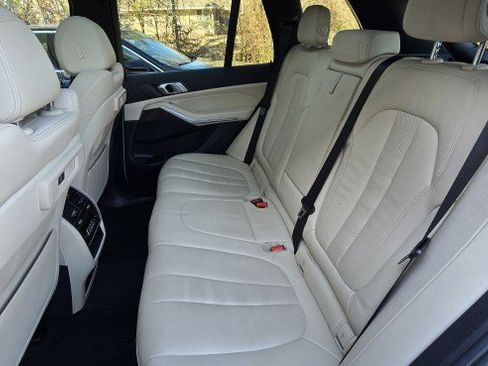 Used 2022 BMW X5 sDrive40i image 17