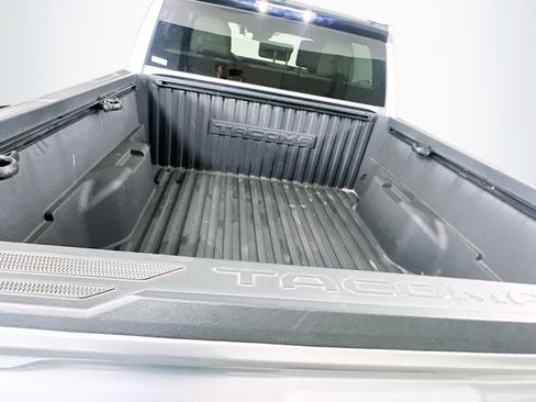 Used 2024 Toyota Tacoma SR5 RWD image 28