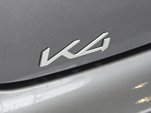 Used 2025 Kia K4 GT-Line w/ GT-Line Premium Package image 16