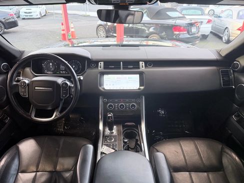 Used 2017 Land Rover Range Rover Sport HSE image 9