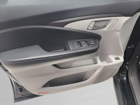 Used 2016 Honda Pilot EX-L image 23
