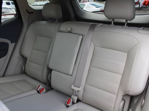 Used 2024 GMC Terrain Denali w/ Denali Premium Package AWD/4WD image 56