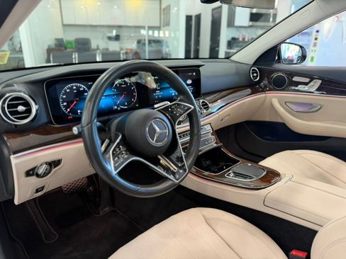 Used 2023 Mercedes-Benz E 350 4MATIC Sedan image 10