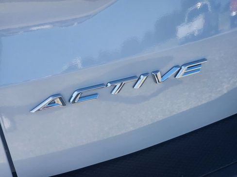 Used 2025 Ford Escape Active AWD/4WD image 12
