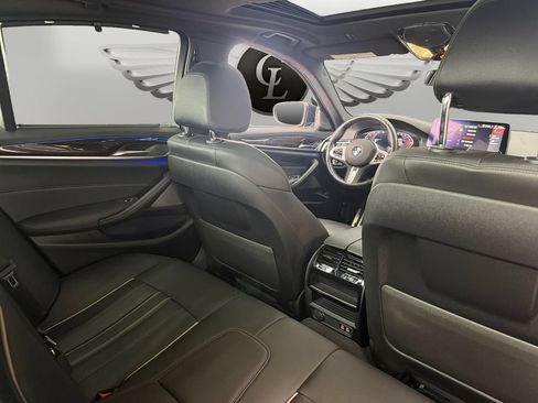 Used 2023 BMW 540i w/ Executive Package RWD image 27