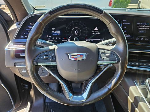 Used 2021 Cadillac Escalade Sport w/ Driver Assist Tech Package AWD/4WD image 17