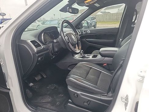 Used 2021 Jeep Grand Cherokee Laredo X image 36