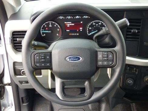 New 2026 Ford F350 XL w/ XL Chrome Package image 4