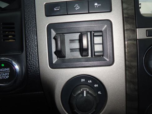 Used 2017 Ford Expedition EL Limited w/ Equipment Group 301A image 21