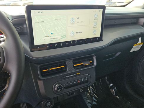 New 2025 Ford Maverick Tremor image 11