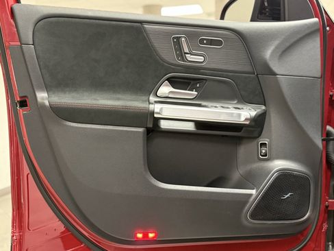 New 2024 Mercedes-Benz EQB 300 300 image 12