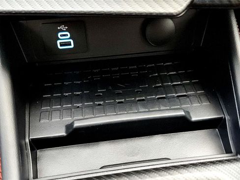 Used 2024 Ford Mustang GT Premium image 32