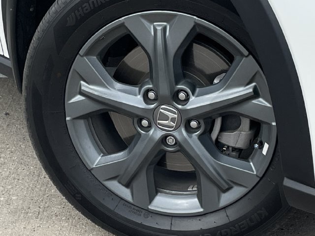 Used 2026 Honda HR-V LX image 8