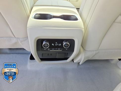 New 2026 Buick Enclave Avenir w/ Super Cruise Package FWD image 13