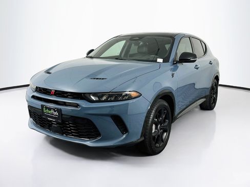 Used 2024 Dodge Hornet R/T Plus w/ R/T Blacktop Package AWD/4WD image 3