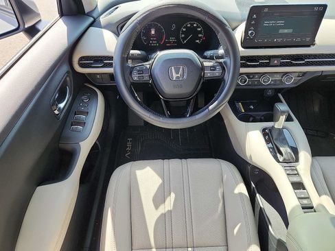 Used 2025 Honda HR-V EX-L image 12