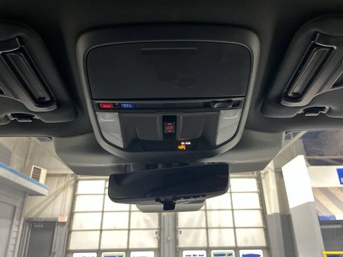 Certified 2025 Subaru Forester Touring AWD/4WD image 31