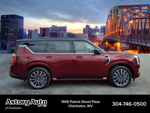 Used 2025 Nissan Armada Platinum Reserve image 2