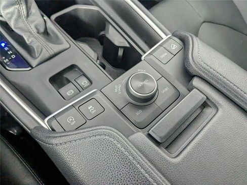 Used 2024 Toyota Grand Highlander Platinum image 21