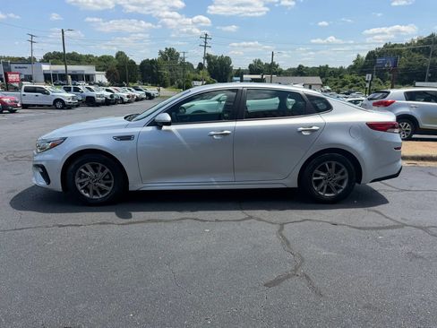 Used 2020 Kia Optima LX FWD image 4