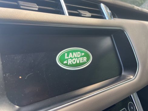 Used 2017 Land Rover Range Rover Sport HSE AWD/4WD image 13