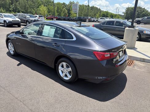 Used 2023 Chevrolet Malibu LS FWD image 19