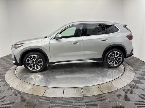 New 2026 BMW X1 xDrive28i w/ Technology Package AWD/4WD image 16