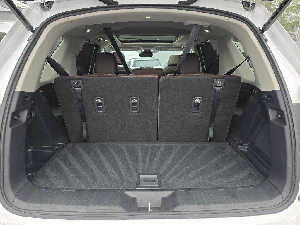 Certified 2024 Honda Pilot Elite image 5