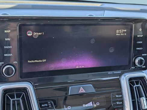 Used 2022 Kia Sorento SX image 24