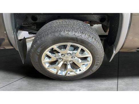 Used 2014 GMC Sierra 1500 SLT w/ SLT Crew Cab Value Package AWD/4WD image 21