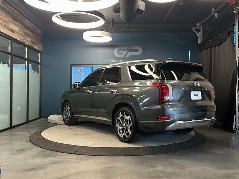 Used 2021 Hyundai Palisade Calligraphy image 5