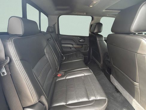 Used 2019 GMC Sierra 2500 Denali w/ Duramax Plus Package AWD/4WD image 14