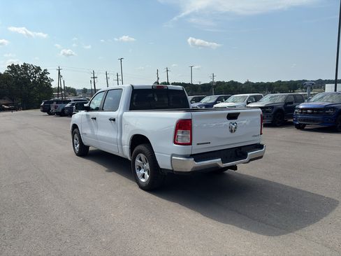 Used 2023 RAM 1500 Big Horn AWD/4WD image 2