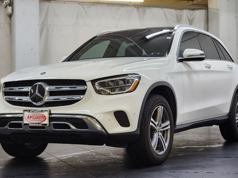 Used 2021 Mercedes-Benz GLC 300 4MATIC image 11