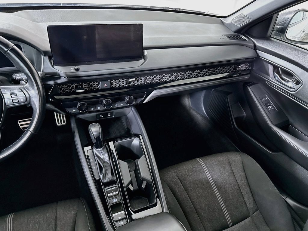 Used 2024 Honda Accord Sport image 25