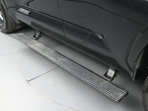 Used 2023 Toyota Sequoia Platinum image 15