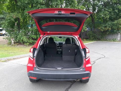 Used 2018 Honda HR-V EX image 31