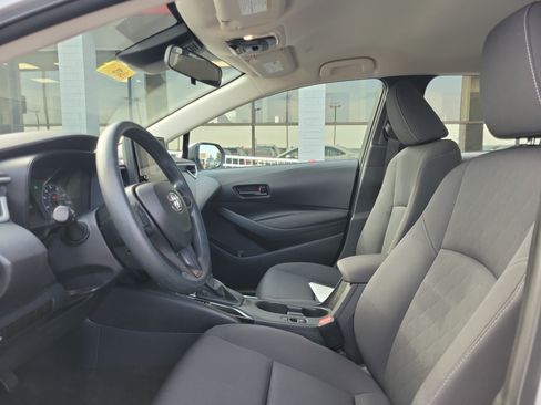 Used 2024 Toyota Corolla LE FWD image 15