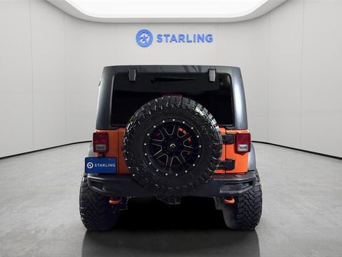 Used 2015 Jeep Wrangler Unlimited Rubicon image 7