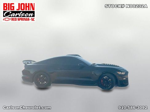 Used 2022 Ford Mustang Shelby GT500 w/ Technology Package RWD image 10