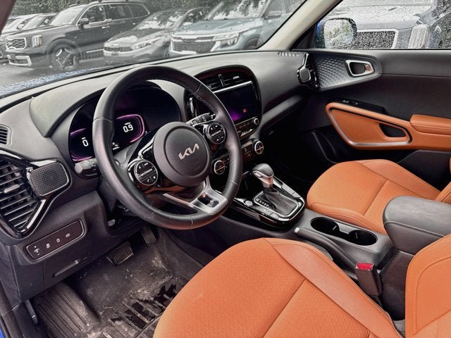 Certified 2024 Kia Soul EX w/ EX Designer Package FWD image 9