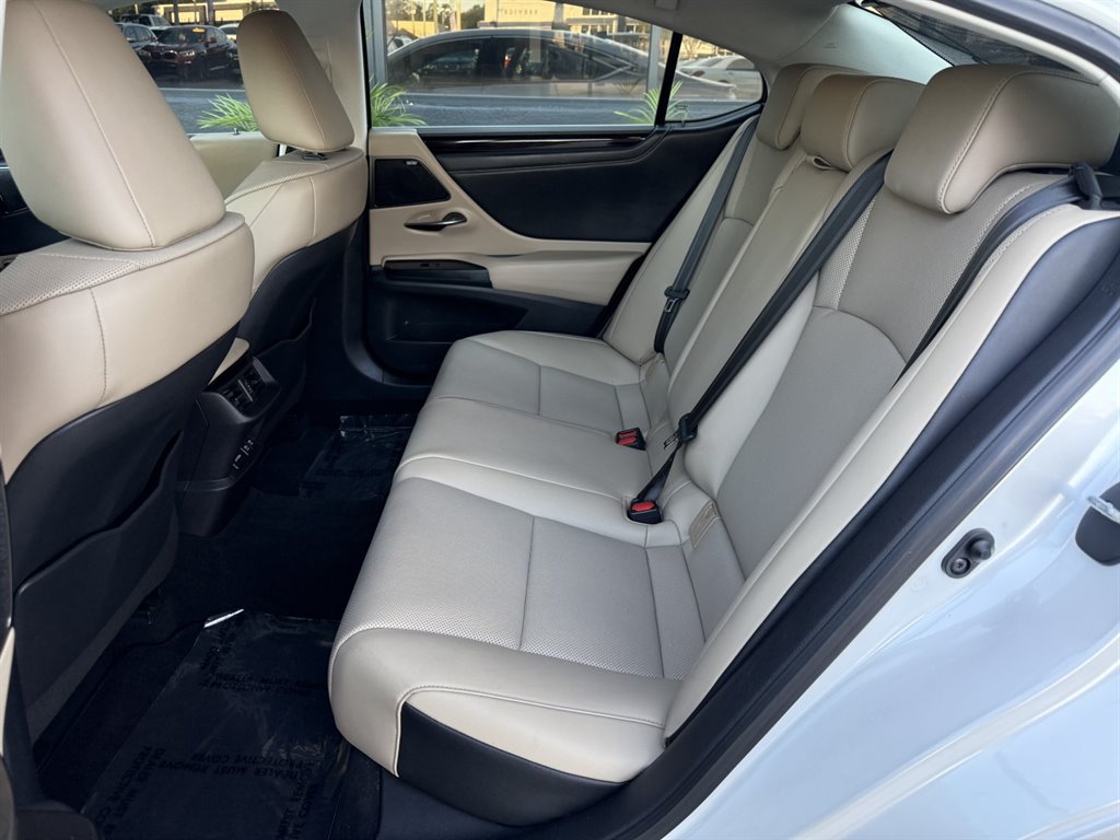 Used 2020 Lexus ES 350 w/ Premium Package FWD image 15