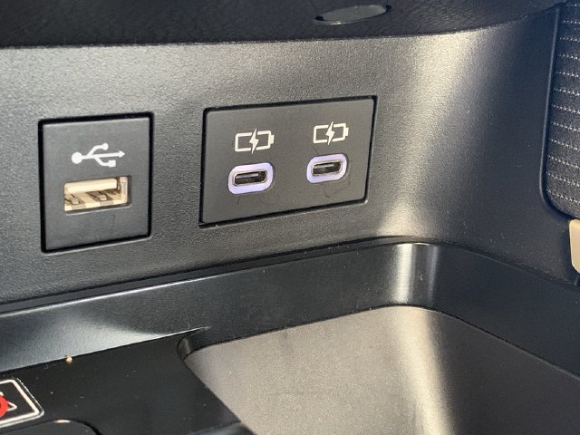 Used 2026 Toyota Camry SE FWD image 29