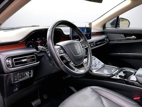 Used 2022 Lincoln Nautilus Reserve image 20