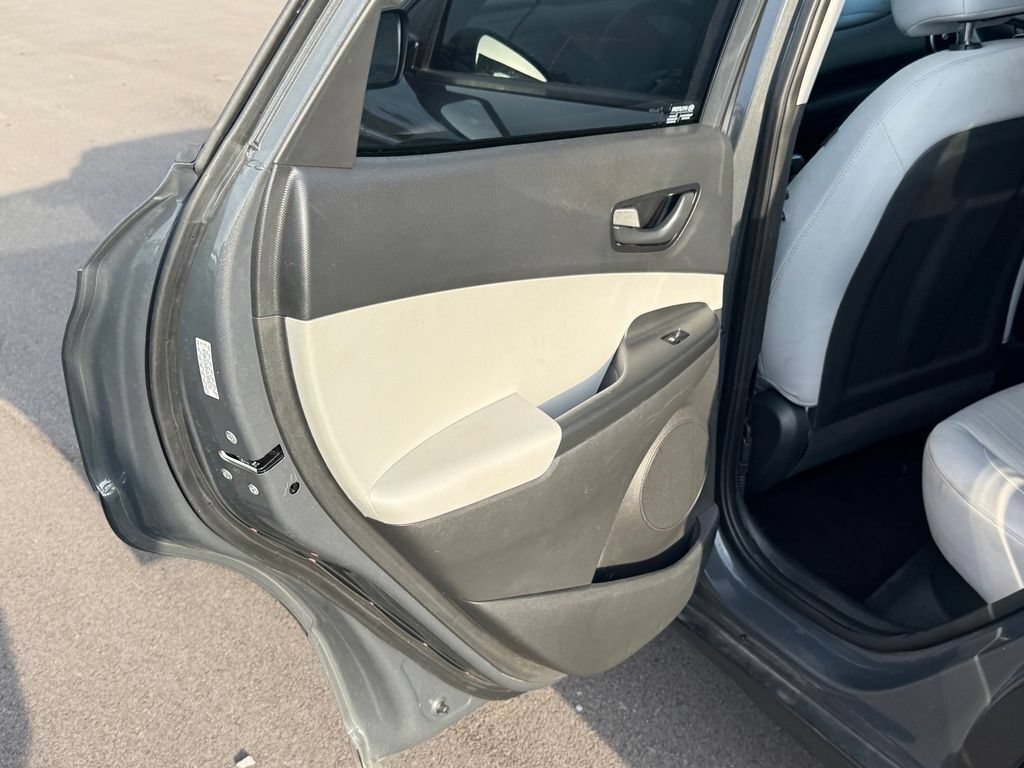 Used 2023 Hyundai Kona SEL FWD image 13