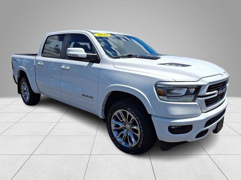 Used 2022 RAM 1500 Laramie w/ Sport Appearance Package AWD/4WD image 4