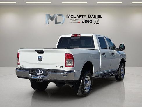 Used 2024 RAM 2500 Tradesman w/ Chrome Appearance Group AWD/4WD image 5