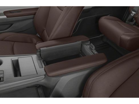 Used 2026 Toyota Sienna Platinum AWD/4WD image 9