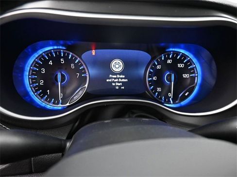 New 2026 Chrysler Pacifica Select image 13