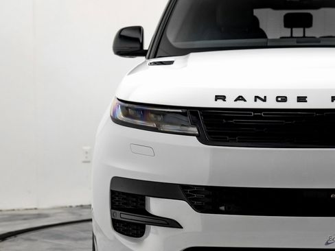 Used 2025 Land Rover Range Rover Sport Dynamic SE image 26